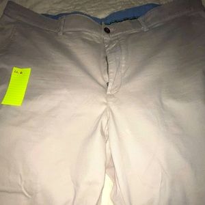 LL6,7 LLBean Natural Fit Flat Front Khakis 42W x 29 L